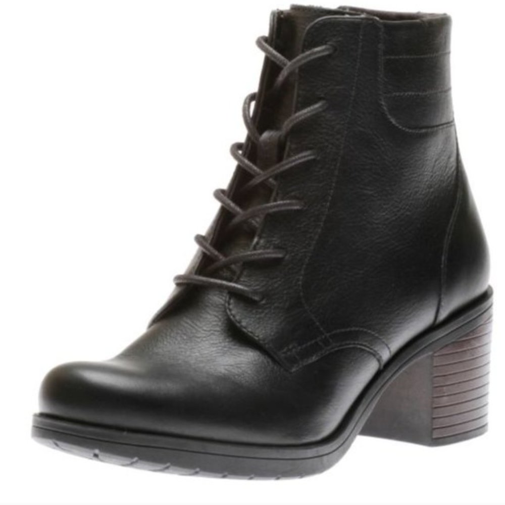 NEW CLARKS Hollis Jasmine Black Leather Lace -up Ankle Boots 8.5